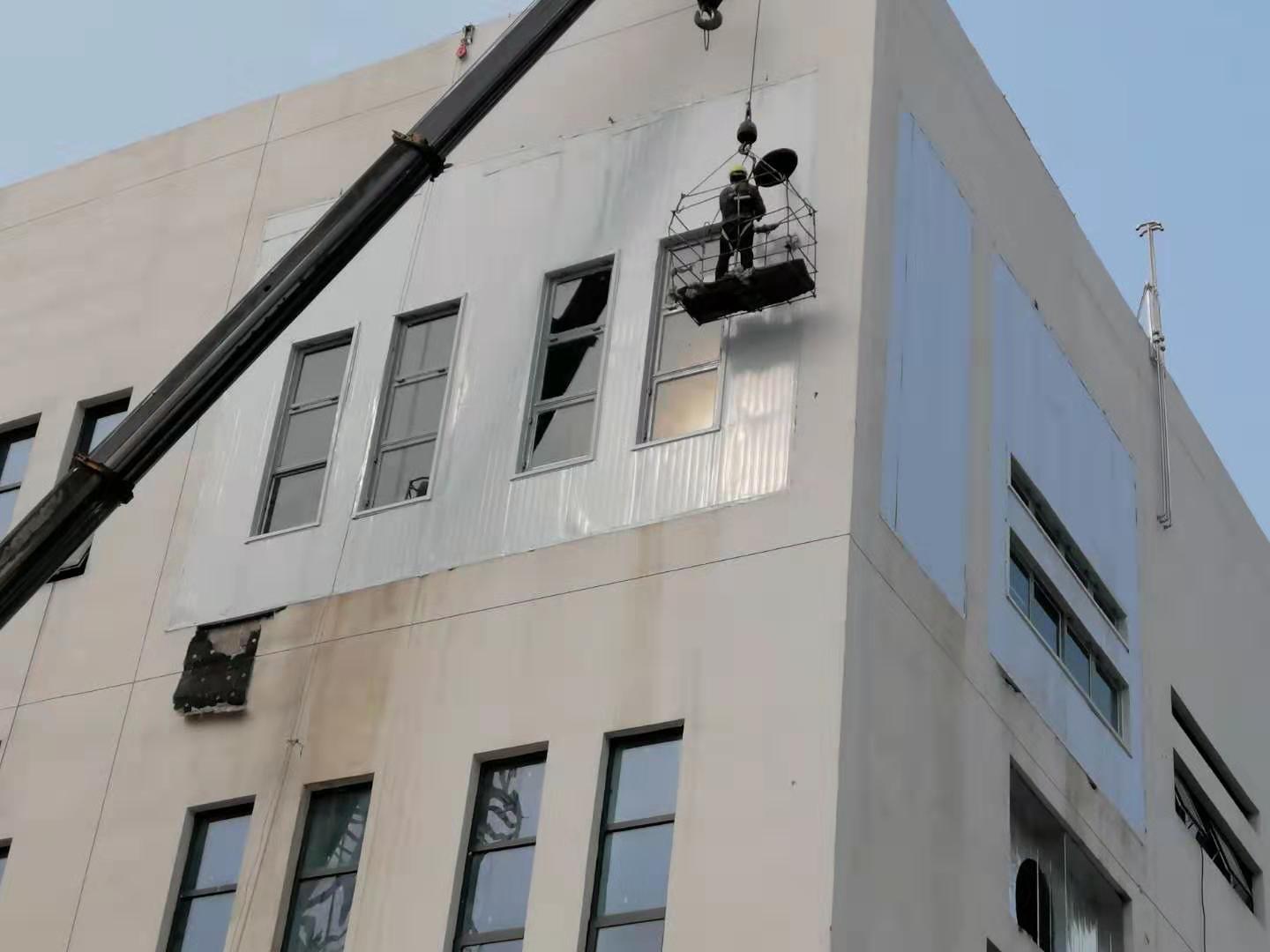 <a href='http://www.kidsxy.com' target='_blank'>泄爆墙</a>,泄爆外墙